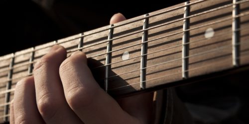 10 Easiest Acoustic Rock Songs to Play On Guitar For Beginners