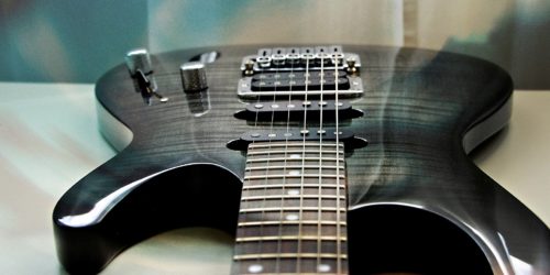 13 Easiest Iron Maiden Songs to Play on Guitar